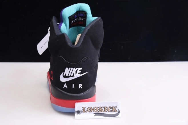 One Kick CZ1786-001 Top Air 5 Jordan 3 0810